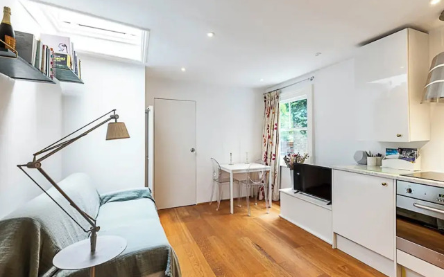 Parsons Green Modern One Bedroom Flat