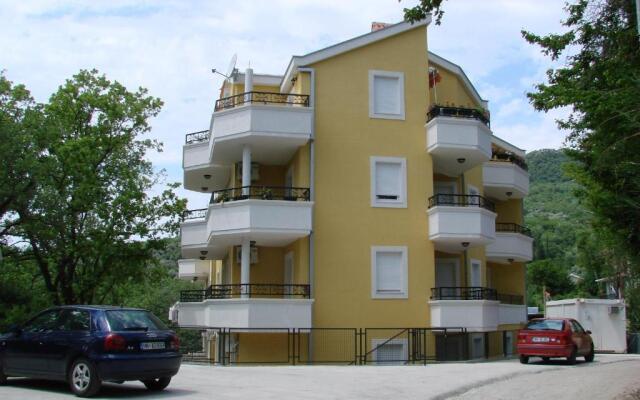 Apartments Miljan i Ranko