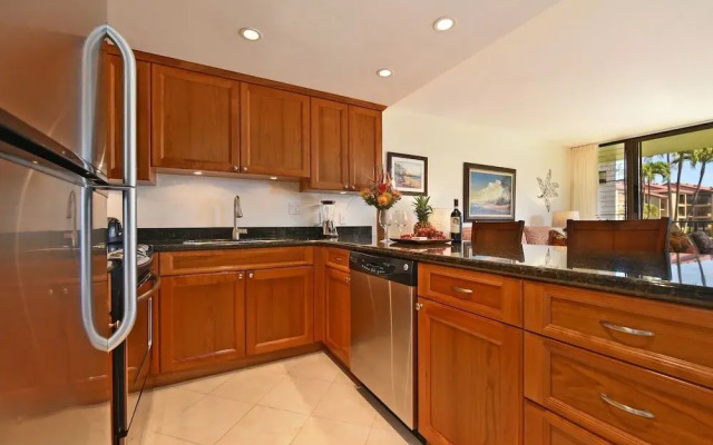 Papakea #e207 1 Bedroom Condo by RedAwning