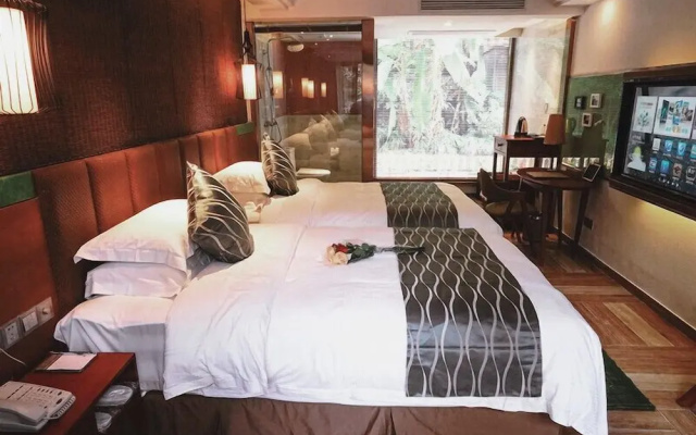Yurong West Lake Cottage Resort