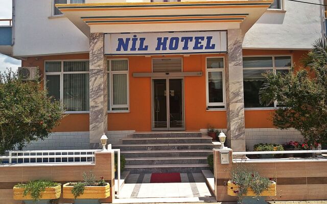 Nil Hotel