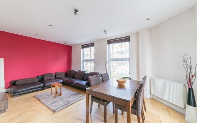 NEW Superb 2BD Flat Near Centre in Bermondsey