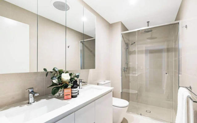 Park Avenue Townhouse Retreat Brisbane Sleeps 10