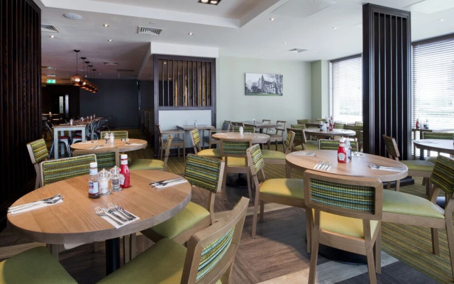 Premier Inn Leeds Cc - Whitehall Road