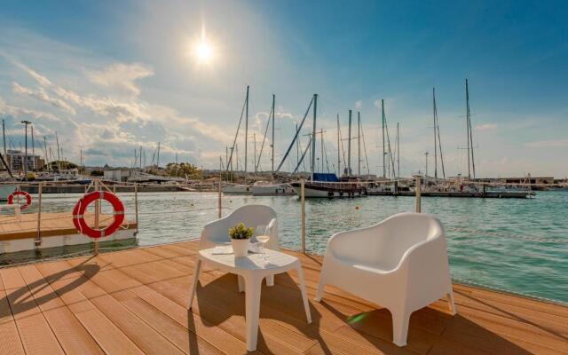 AQUA RESORT GIULIANOVA - Houseboat
