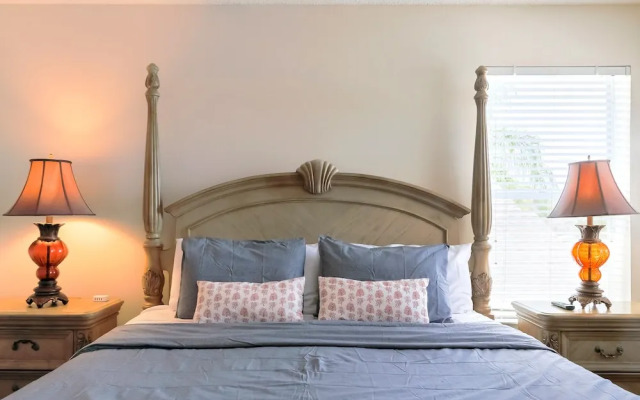 New Ownership 7BR Close to Disney