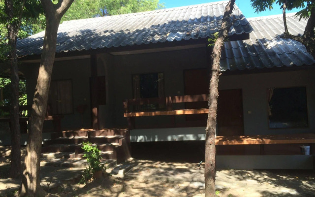 Phupha Bungalow