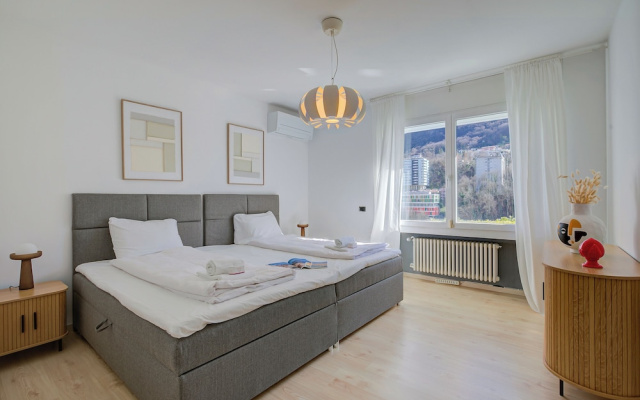 Lugano Lake View Villa w. Private Pool