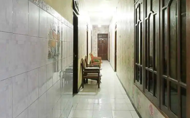 Dharmawati Stay at Surabaya