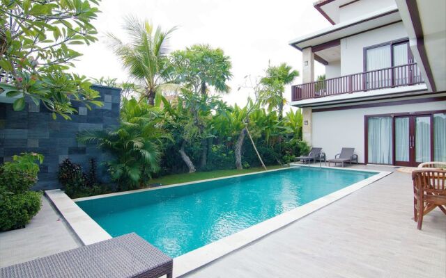 ZEN Rooms Batu Bolong Canggu