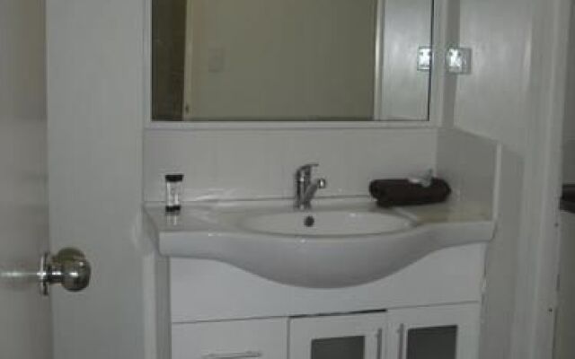 Seaview Apartments