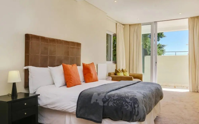 Family Home With Views Pool Garden 100 Geneva
