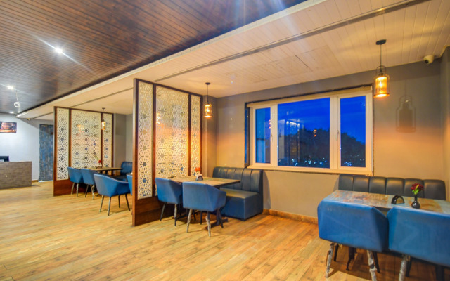 Townhouse Oak Shri Jagannath Temple Formerly Sai Thrishul Grand