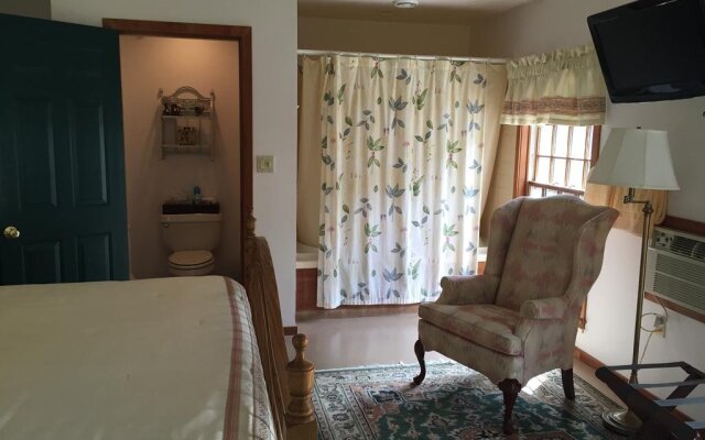 Breakfast on the Connecticut