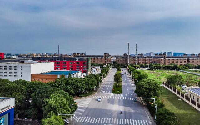 Hanting Hotel Suzhou Wujiang East China Commercial City