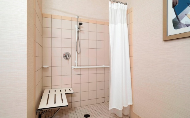 Fairfield Inn & Suites State College
