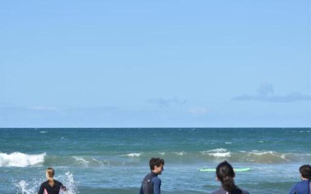 Arima Surf House