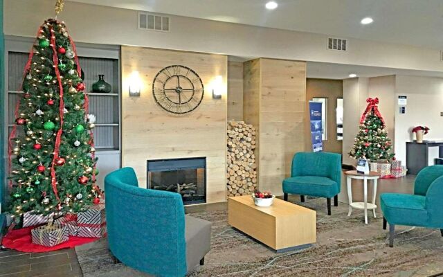 Comfort Inn & Suites O'Fallon - St. Louis Area