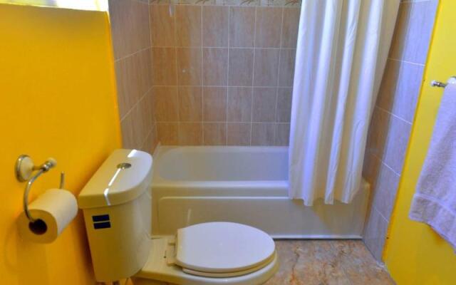 Takuma Boutique Hotel Rooms & Suites Jamaica