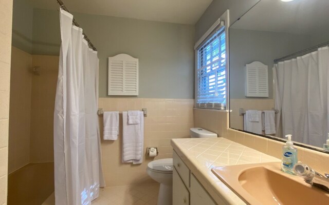 Sandy Feet Retreat 4 Bedroom Home