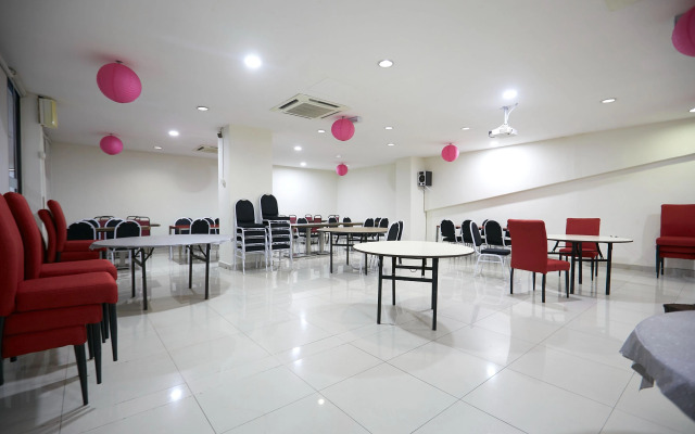 Dolphin Hotel, Chow Kit Kuala Lumpur