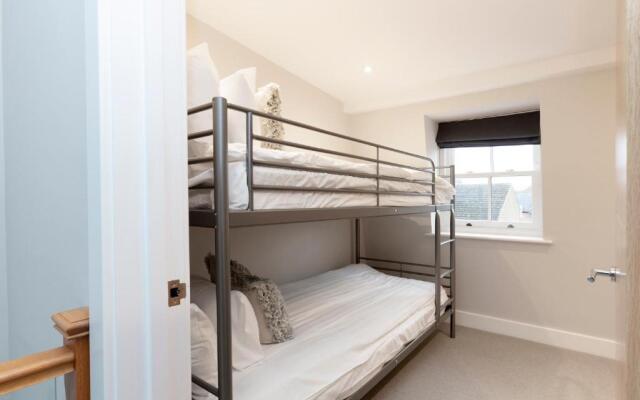 Stunning Central Windsor Town House