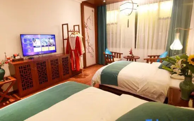 Xipan Daughter's Home Inn (Zhangjiajie Eternal Love Store)