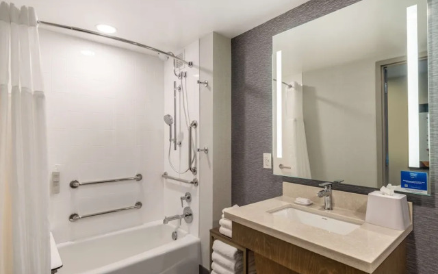 Homewood Suites by Hilton Toledo Downtown