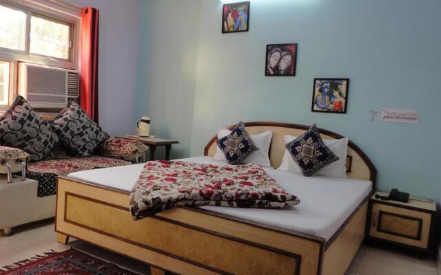 Hotel Swarajya Palace