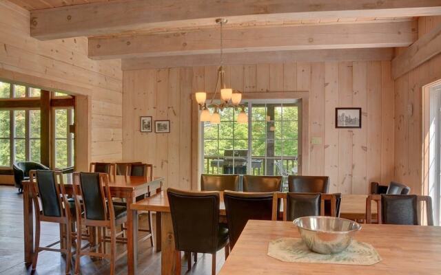 Chalet Azure