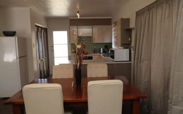 Sunny Unit on Grey Street