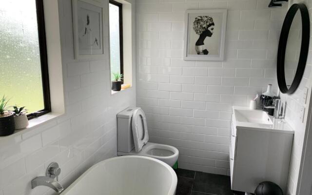 Greenmeadows Napier & Pet Friendly