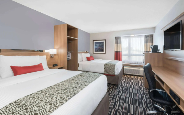 Microtel Inn & Suites by Wyndham Sudbury