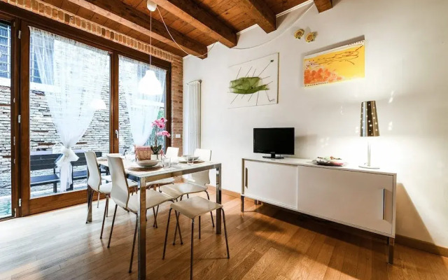 Bluesky Garden - Locz