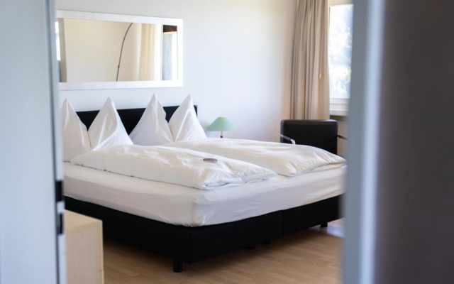 Seeblick Höhenhotel – Guest Rooms – Emmetten