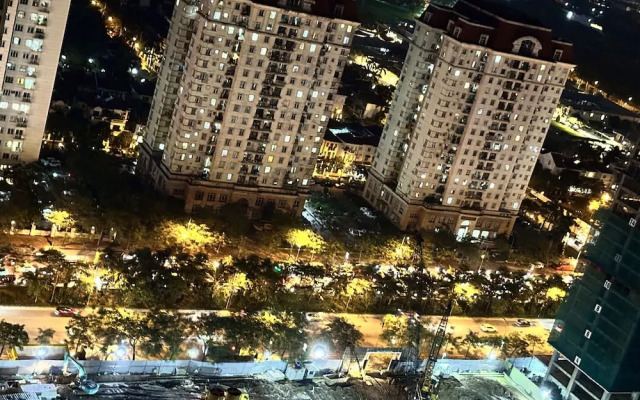 D El Dorado Westlake Luxury Apartments
