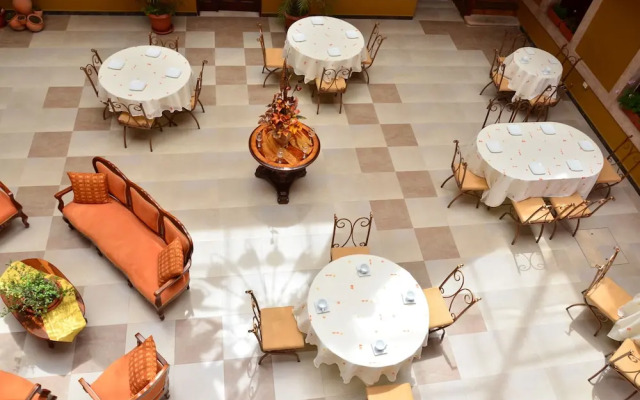 Hotel Campanario
