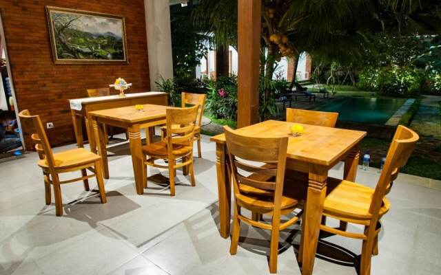 Flamboyant Villa Ubud