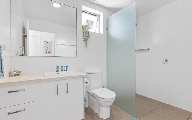 3 Alpha on Elanda Stunning Ocean View Apartment