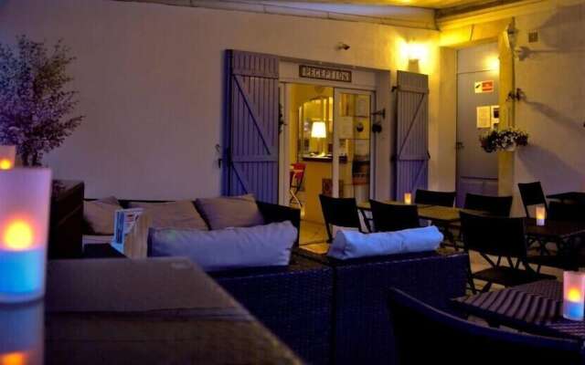 Escale au soleil Hôtel et Appartement