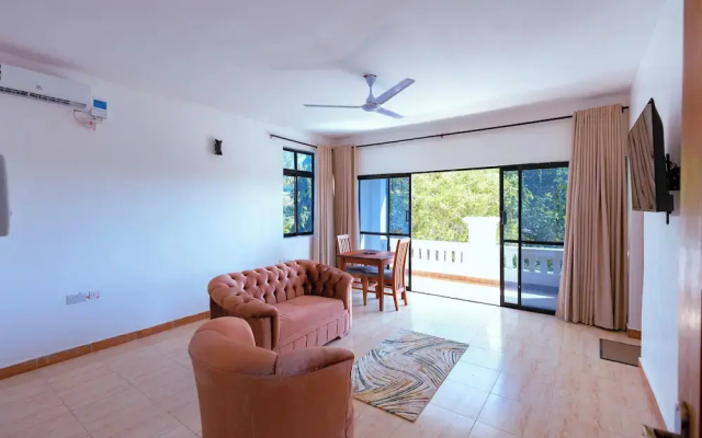 Diani Luxe Spacious B