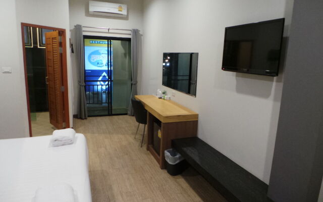Bird Day Boutique Hotel