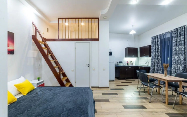 В центре на улице Гончарная 21