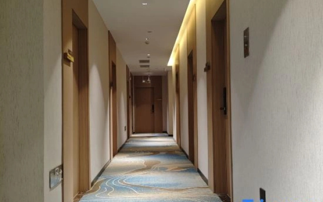 Jingjialaiya Hotel (Jingjiabao Subway Station, Xi'an North High-Speed Railway Station Branch)