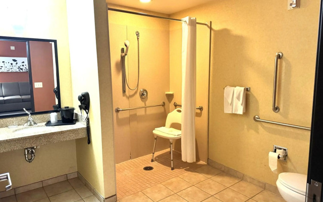 Sleep Inn & Suites Madison - Monona