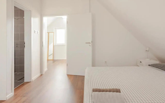 Hillhouse Novo mesto