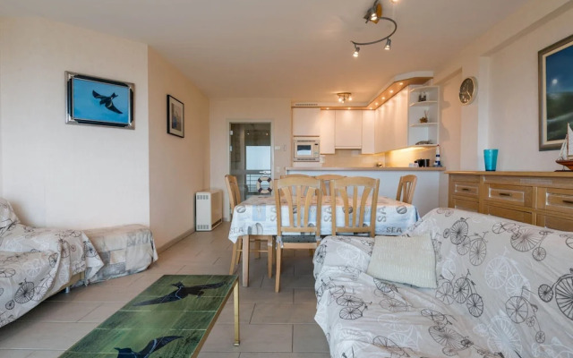 Apartment in Koksijde for 6 Person