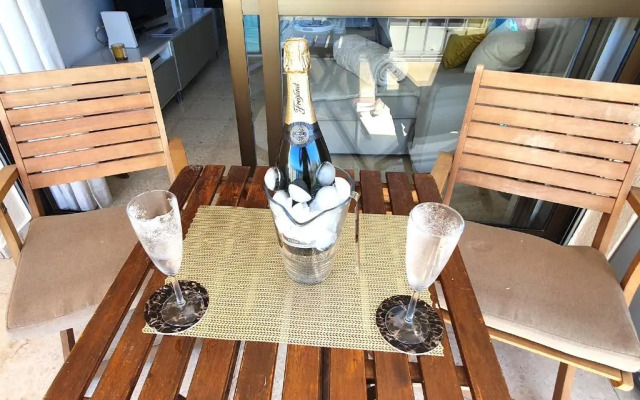 Marbella Beachfront Studio