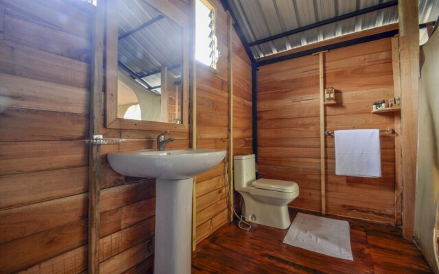 Wild Glamping Knuckles