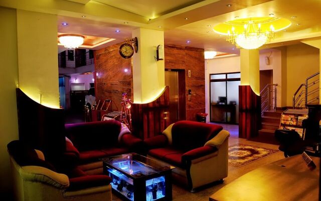 Vista Rooms At Ashoka Road